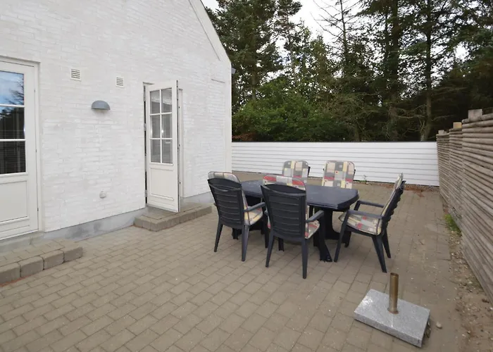 Ferienhaus Three-bedroom In *